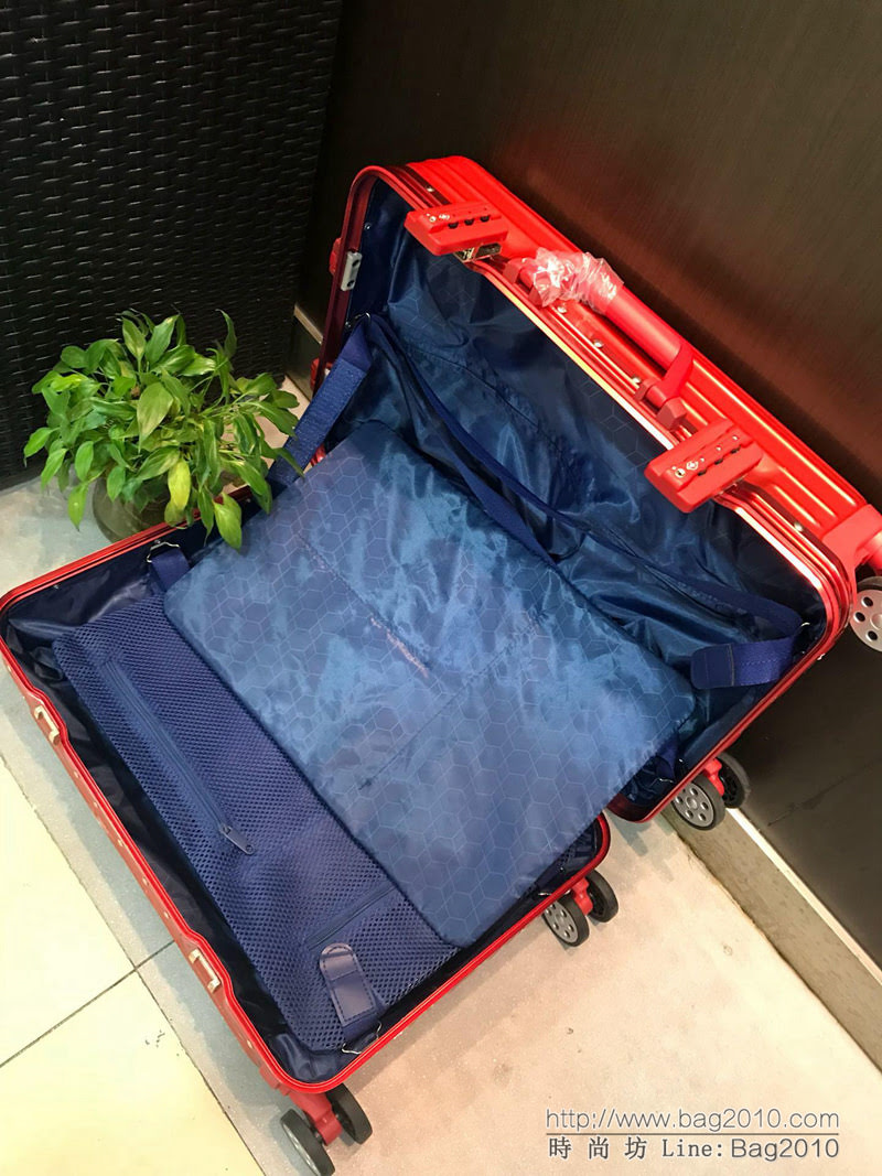 RIMOWA 世界頂級潮牌 OFF WHITE再度推出全鋁合金 跨界聯名合作款 拉杆箱  xbt1130